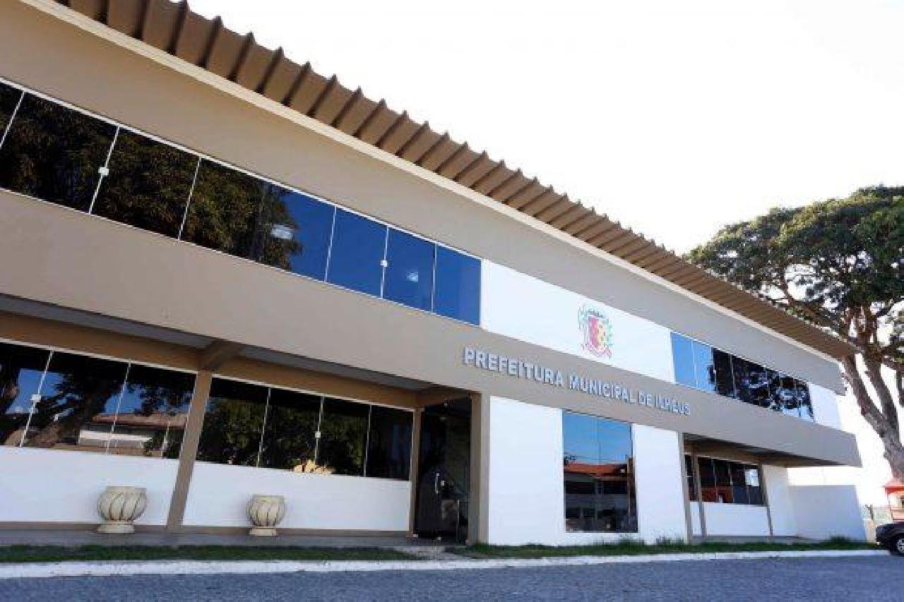 REFORMA ADMINISTRATIVA É PUBLICADA EM ILHÉUS REFORMA ADMINISTRATIVA É PUBLICADA EM ILHÉUS