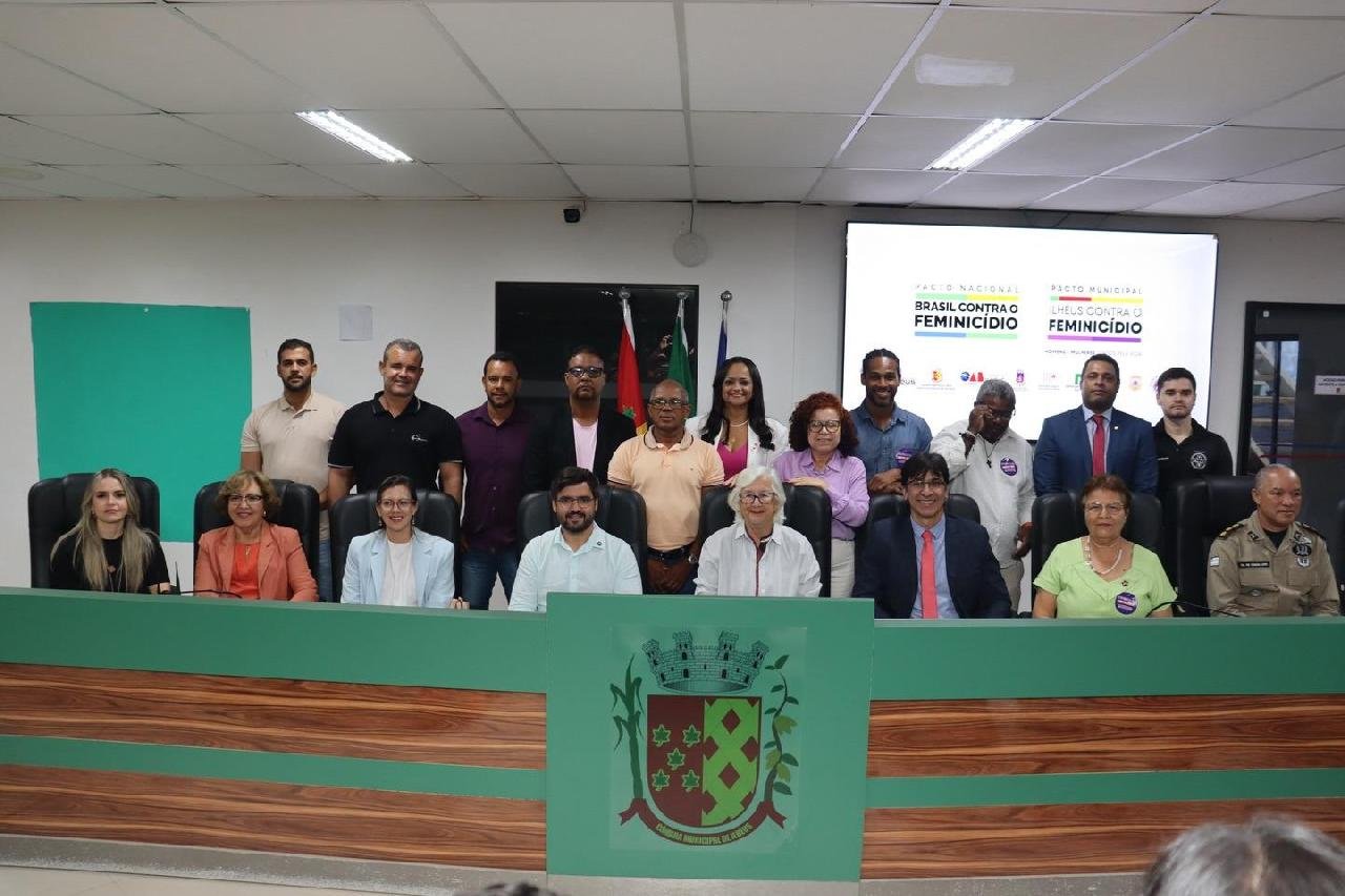 ILHÉUS ASSINA PACTO MUNICIPAL CONTRA O FEMINICÍDIO E REFORÇA REDE DE PROTEÇÃO ÀS MULHERES