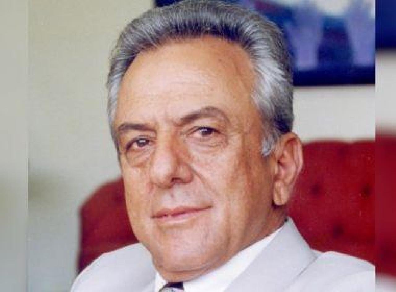 EX-GOVERNADOR DE GÓIAS MORRE DE COVID-19 