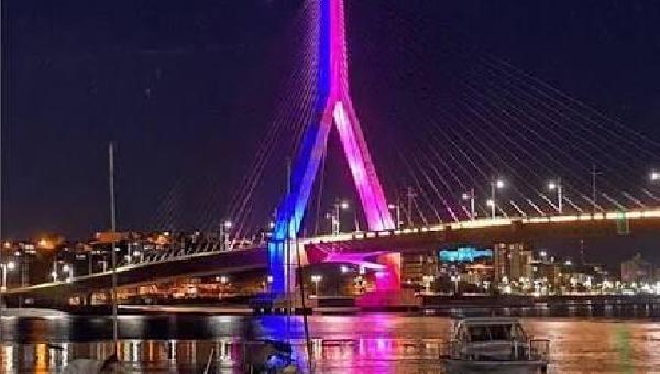 NOVA ILUMINAÇÃO CÊNICA DA PONTE JORGE AMADO SERÁ INAUGURADA NESTA SEGUNDA-FEIRA (1º)
