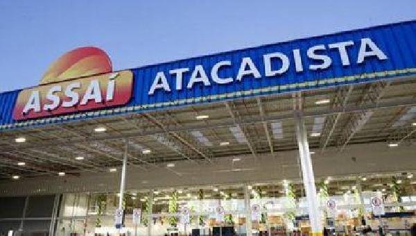 ASSAÍ ATACADISTA É AUTUADO PELO PROCON-BA POR VENDER PRODUTOS COM VALIDADE VENCIDA