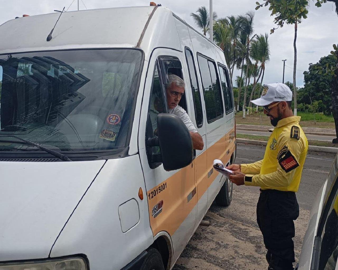 SUTRAM REALIZA VISTORIA DE VEÍCULOS DO TRANSPORTE ESCOLAR EM ILHÉUS SUTRAM REALIZA VISTORIA DE VEÍCULOS DO TRANSPORTE ESCOLAR EM ILHÉUS