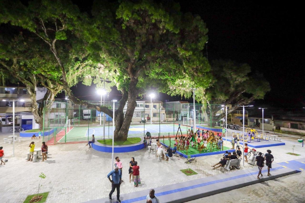 PRAÇA DA MANGUEIRA, NO BAIRRO NELSON COSTA, SERÁ INAUGURADA NESTE DOMINGO. PRAÇA DA MANGUEIRA, NO BAIRRO NELSON COSTA, SERÁ INAUGURADA NESTE DOMINGO.