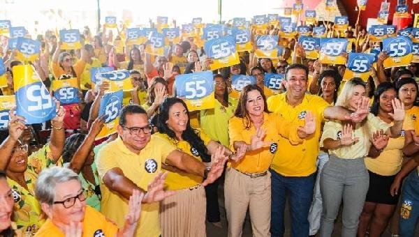 BENTO LIMA SE REÚNE COM LIDERANÇAS FEMININAS DE ILHÉUS