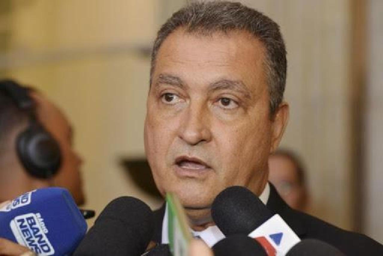 “UM ESCÂNDALO”, RECLAMA O GOVERNADOR APÓS ANVISA IMPEDIR MEDIÇÃO DE TEMPERATURA EM AEROPORTOS. “UM ESCÂNDALO”, RECLAMA O GOVERNADOR APÓS ANVISA IMPEDIR MEDIÇÃO DE TEMPERATURA EM AEROPORTOS.