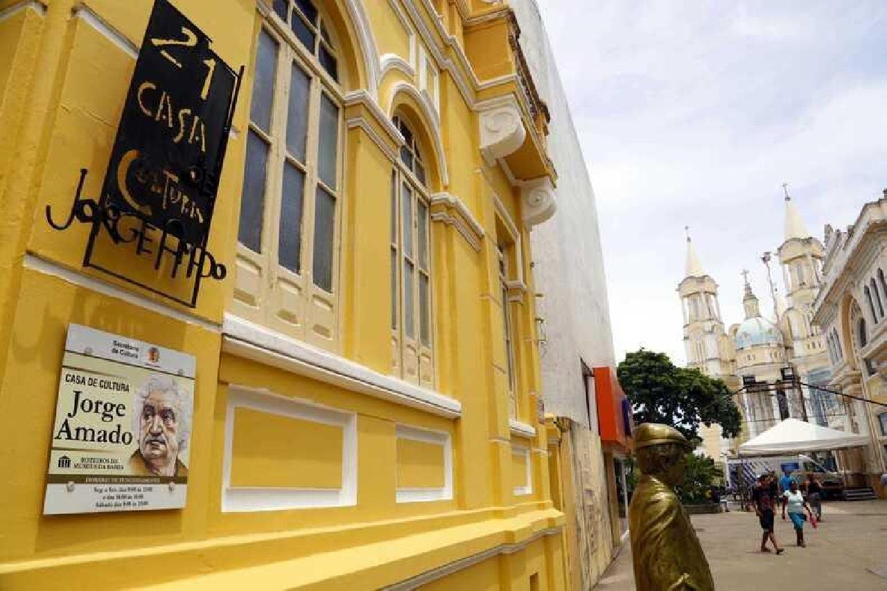 ILHÉUS DIVULGA EDITAL DA PNAB COM R$ 420 MIL PARA PONTOS DE CULTURA ILHÉUS DIVULGA EDITAL DA PNAB COM R$ 420 MIL PARA PONTOS DE CULTURA