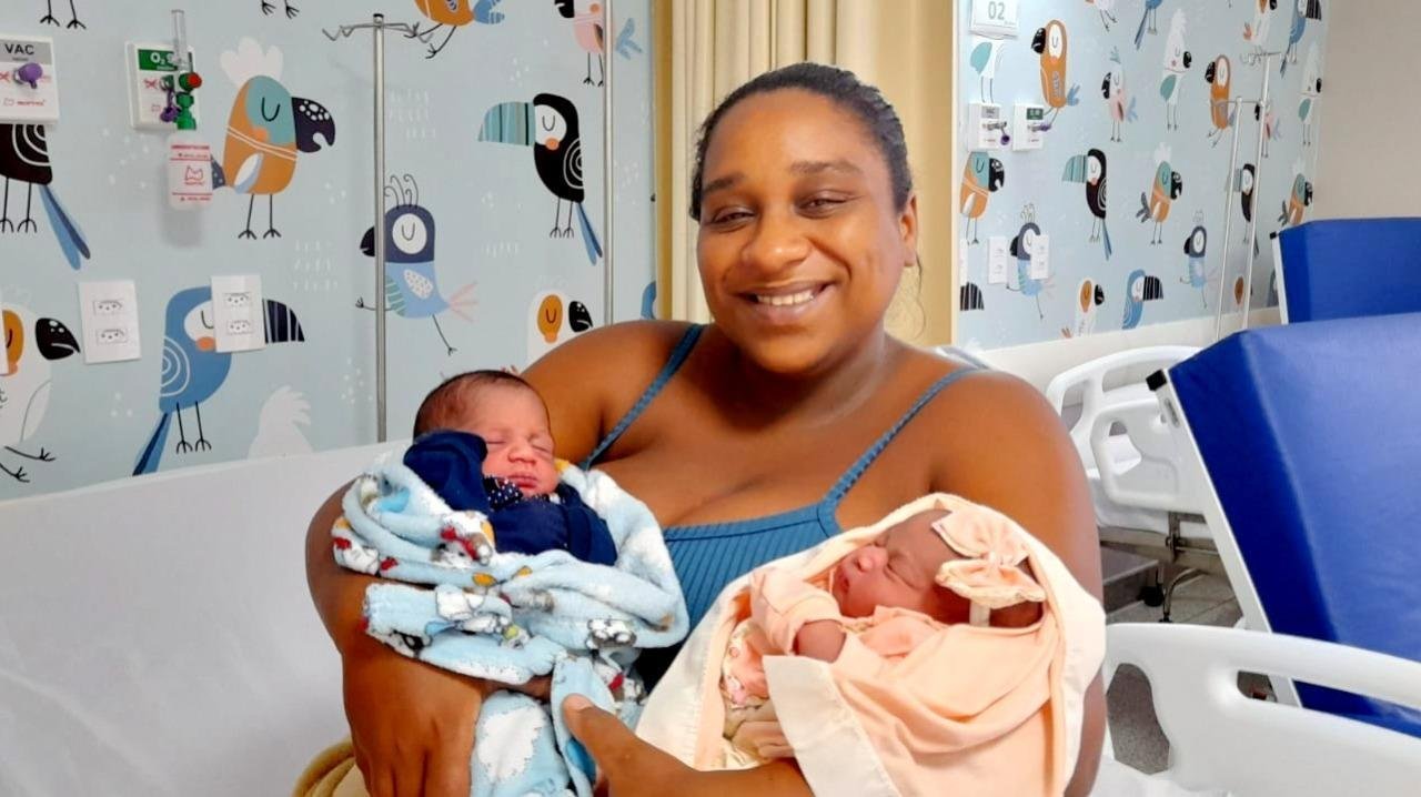 NASCEM OS PRIMEIROS GÊMEOS DO HOSPITAL MATERNIDADE INFANTIL JOAQUIM SAMPAIO NASCEM OS PRIMEIROS GÊMEOS DO HOSPITAL MATERNIDADE INFANTIL JOAQUIM SAMPAIO