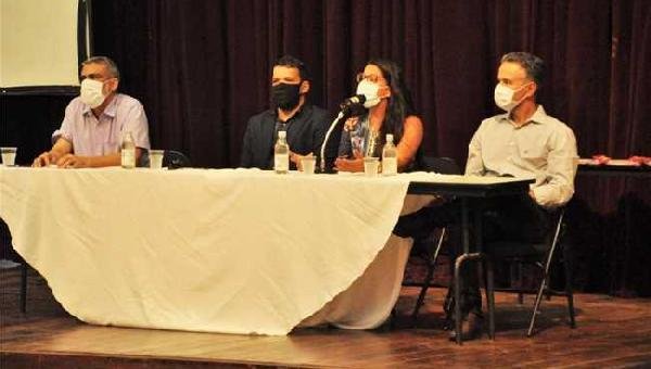 ILHÉUS: HOMENAGEM AOS TRABALHADORES DO CENTRO COVID-19 MARCA 1 ANO DO HOSPITAL DE CAMPANHA