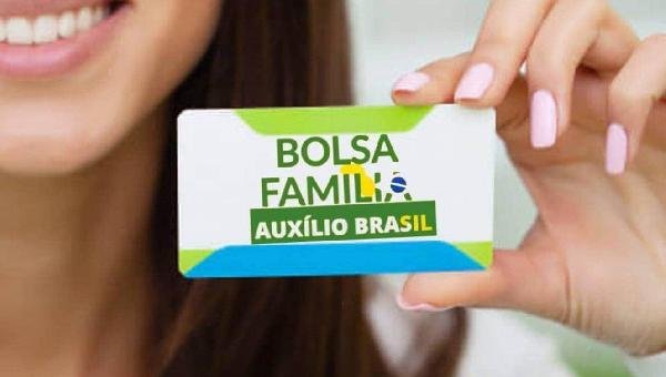 PAGAMENTOS DE FEVEREIRO DO AUXÍLIO BRASIL COMEÇAM NESTA SEGUNDA (14); CONFIRA CALENDÁRIO