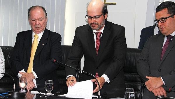 PRESIDENTE DO TCE/BA CRITICA GENERALIZAÇÕES E PREGA APROXIMAÇÃO COM OS CIDADÃOS