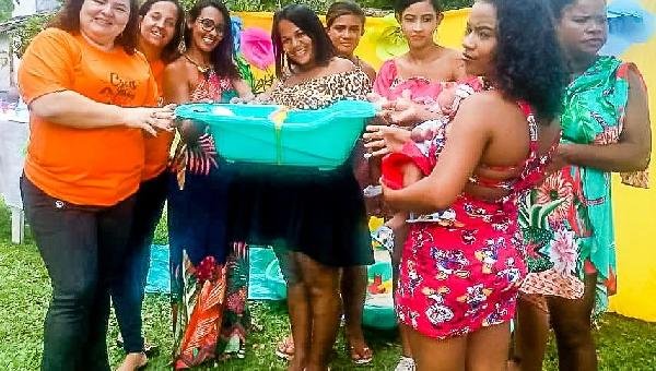 GESTANTES DA ZONA OESTE DE ILHÉUS SÃO CONTEMPLADAS COM KITS GESTAÇÃO