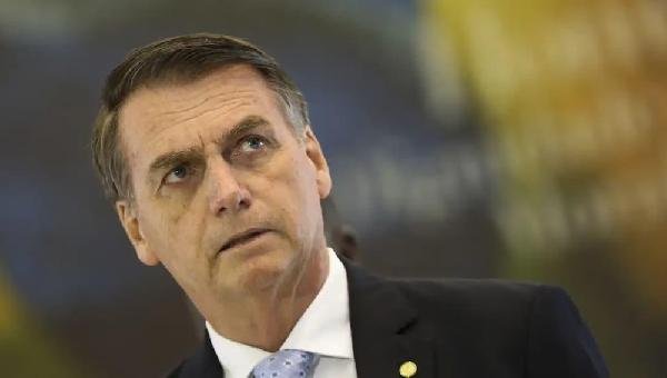 BOLSONARO FICA EM SILÊNCIO DURANTE DEPOIMENTO À POLÍCIA FEDERAL
