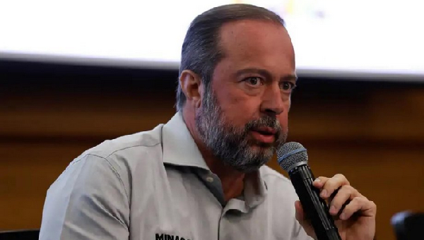 MINISTÉRIO DECIDE SOBRE HORÁRIO DE VERÃO NO BRASIL NESTA TERÇA-FEIRA (15)