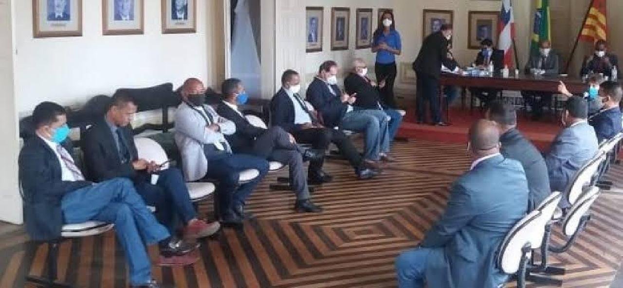ILHÉUS: CÂMARA RETORNA SESSÕES PRESENCIAIS AMANHÃ ILHÉUS: CÂMARA RETORNA SESSÕES PRESENCIAIS AMANHÃ