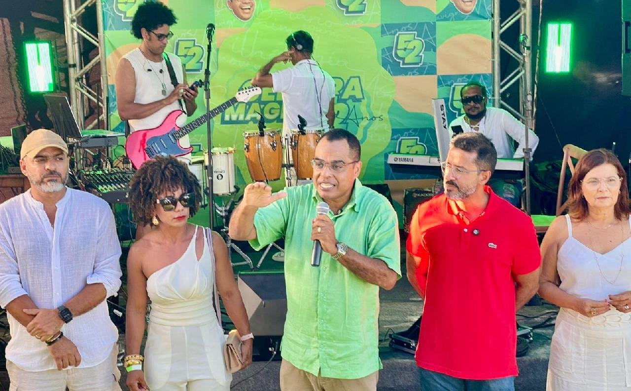 MAGNO LAVIGNE CELEBRA 52 ANOS EM FESTA MARCADA POR EMOÇÃO E GRATIDÃO EM ILHÉUS