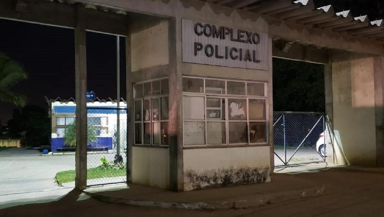 POLICIAIS TEMEM SURTO DA COVID-19 EM DELEGACIAS DA BAHIA POLICIAIS TEMEM SURTO DA COVID-19 EM DELEGACIAS DA BAHIA