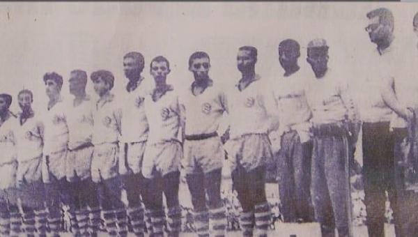 SELEÇÃO DE ILHÉUS JOGOU CONTRA SANTOS DE PELÉ EM 1967