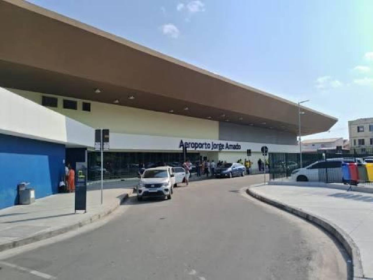 TRANSPORTE NO AEROPORTO DE ILHÉUS: PROCON ORIENTA PASSAGEIROS A EVITAR RISCOS E GOLPES