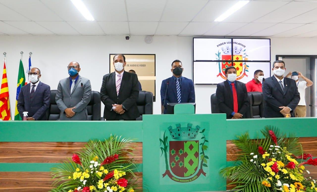 EM SESSÃO SOLENE, PREFEITO MÁRIO ALEXANDRE ABRE TRABALHOS DO LEGISLATIVO ILHEENSE EM SESSÃO SOLENE, PREFEITO MÁRIO ALEXANDRE ABRE TRABALHOS DO LEGISLATIVO ILHEENSE
