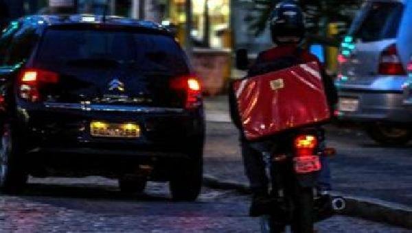 PORTO SEGURO: PM NÃO RECONHECE DECRETO MUNICIPAL QUE PERMITE DELIVERY APÓS 22H