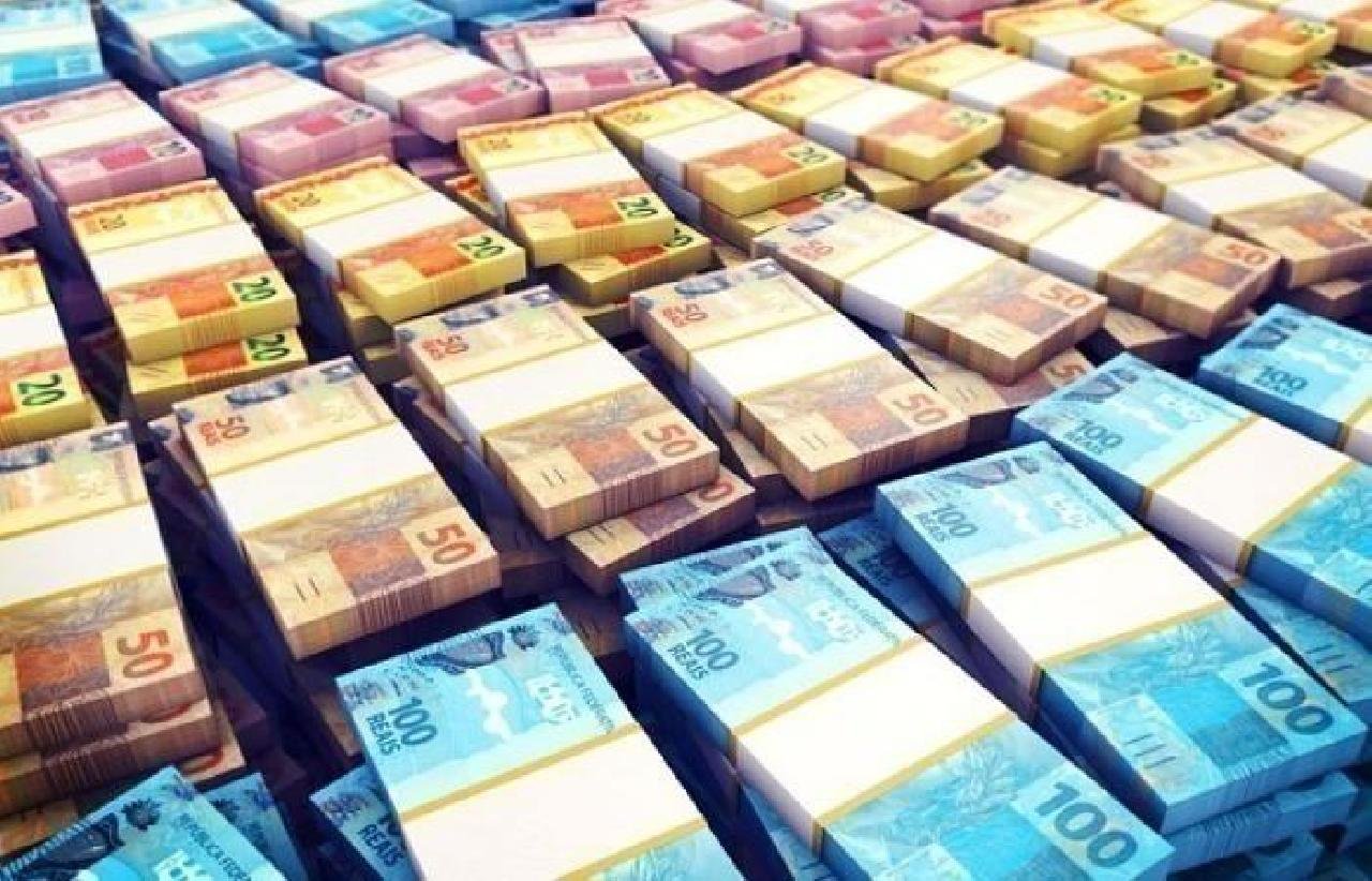 APOSTA DE ILHÉUS FATURA BOLADA DE R$ 120 MIL NA MEGA-SENA APOSTA DE ILHÉUS FATURA BOLADA DE R$ 120 MIL NA MEGA-SENA