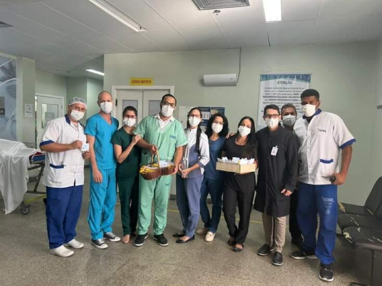 HOSPITAL REGIONAL COSTA DO CACAU PRESTA HOMENAGEM A PACIENTES E FUNCIONÁRIOS EM REFERÊNCIA AO DIA DOS PAIS HOSPITAL REGIONAL COSTA DO CACAU PRESTA HOMENAGEM A PACIENTES E FUNCIONÁRIOS EM REFERÊNCIA AO DIA DOS PAIS