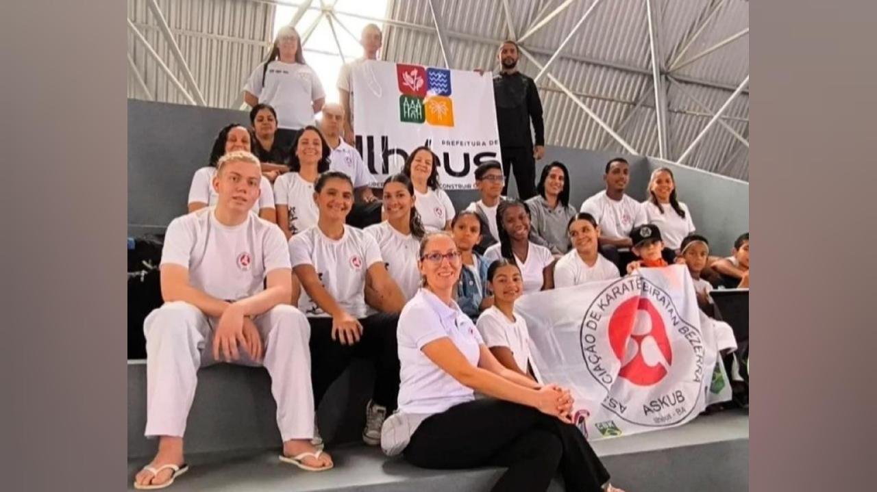 ILHÉUS BRILHA NO CAMPEONATO BAIANO DE KARATÊ ILHÉUS BRILHA NO CAMPEONATO BAIANO DE KARATÊ
