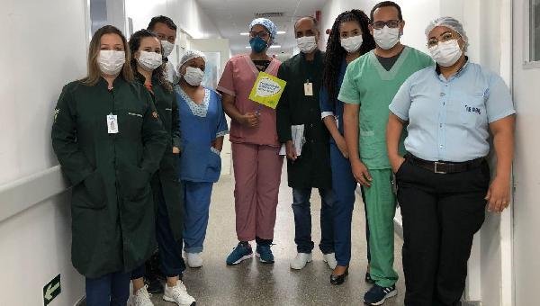 EQUIPES DE SEGURANÇA DO TRABALHO E CIPA DO HOSPITAL COSTA DO CACAU REFORÇAM ORIENTAÇÕES SOBRE O USO CORRETO DE EPIs