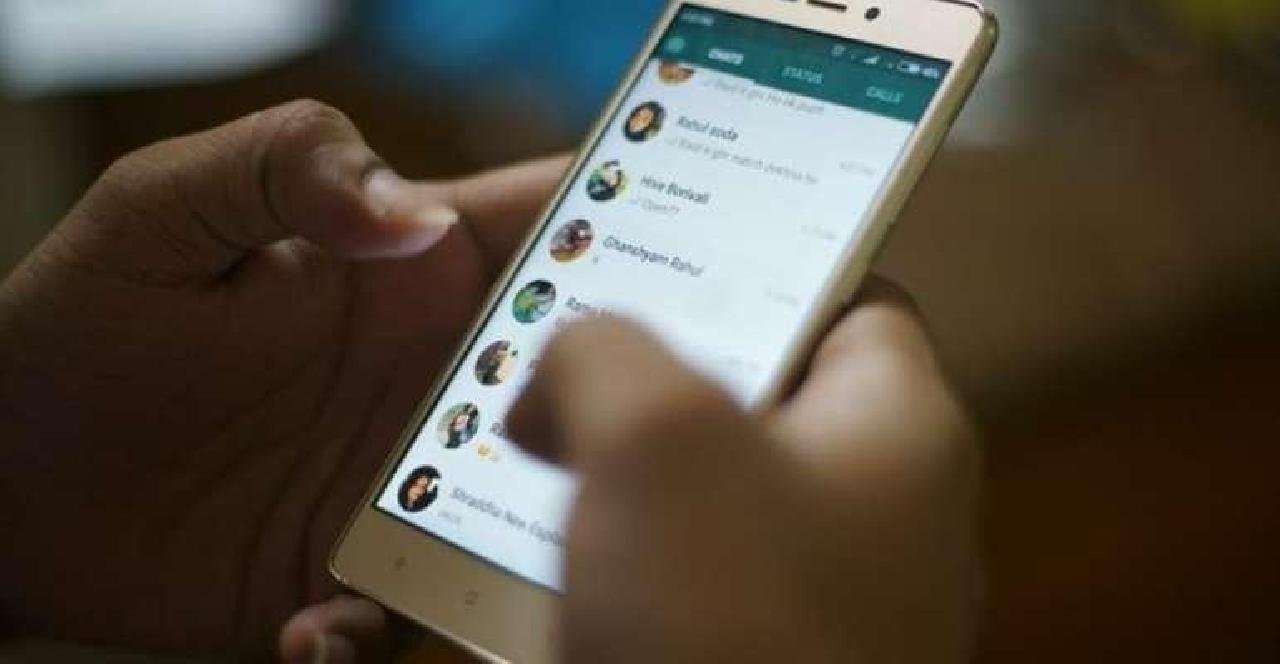 USUÁRIOS DE SMARTPHONE DEVEM ATUALIZAR WHATSAPP, ORIENTA EMPRESA USUÁRIOS DE SMARTPHONE DEVEM ATUALIZAR WHATSAPP, ORIENTA EMPRESA