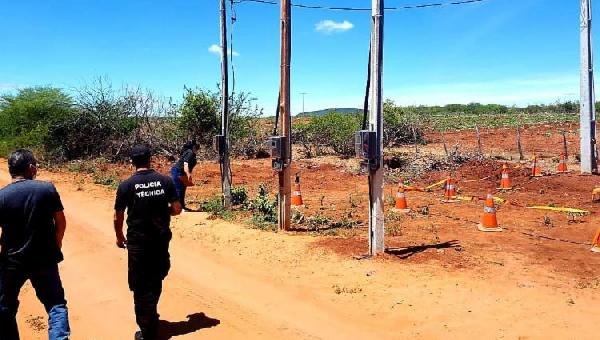 REDE CLANDESTINA DE ENERGIA É DESMONTADA NA BAHIA