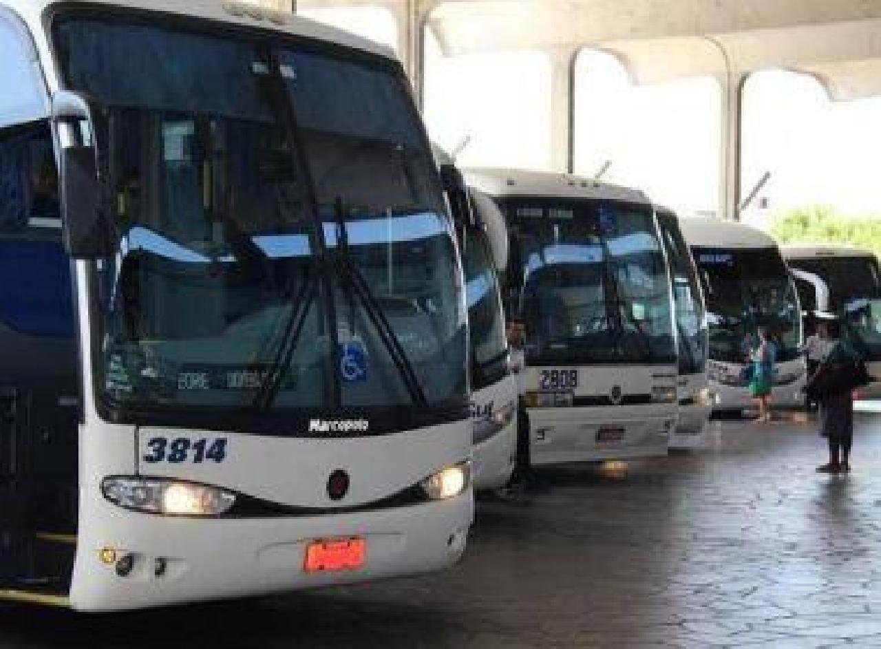 TRANSPORTE INTERMUNICIPAL NÃO SERÁ SUSPENSO NA BAHIA TRANSPORTE INTERMUNICIPAL NÃO SERÁ SUSPENSO NA BAHIA