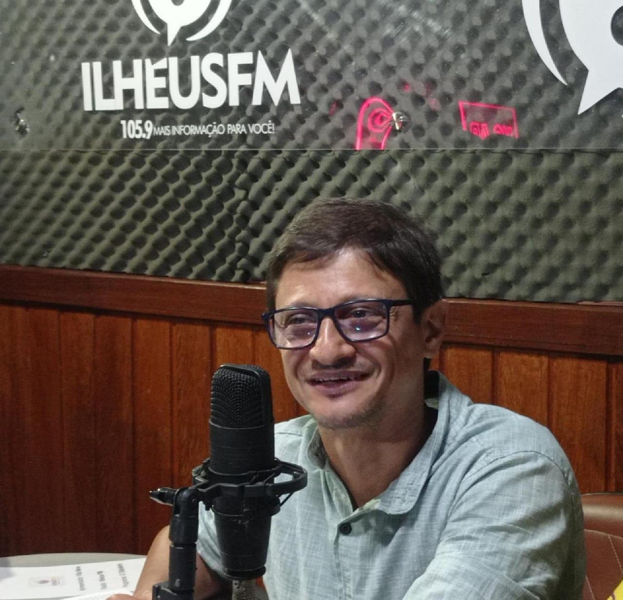 "ESSES QUE TÊM O PODER ECONÔMICO SÃO OS QUE, NOS ÚLTIMOS 40 ANOS, TÊM ACABADO COM ILHÉUS", DECLAROU O PRÉ-CANDIDATO PELO PSOL MAKRISI ANGELI "ESSES QUE TÊM O PODER ECONÔMICO SÃO OS QUE, NOS ÚLTIMOS 40 ANOS, TÊM ACABADO COM ILHÉUS", DECLAROU O PRÉ-CANDIDATO PELO PSOL MAKRISI ANGELI