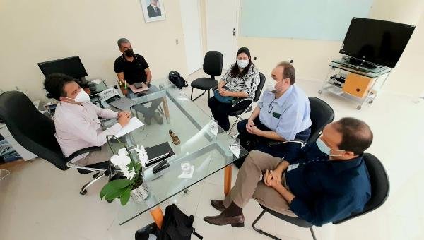 DIRETORES DO HOSPITAL MATERNO-INFANTIL VISITAM A UESC, SEDE DO PRIMEIRO CURSO DE MEDICINA  NO INTERIOR DA BAHIA