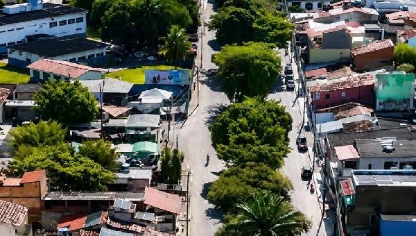 HERNANI SÁ COMPLETA 40 ANOS COM AVANÇOS EM INFRAESTRUTURA E SERVIÇOS PÚBLICOS 