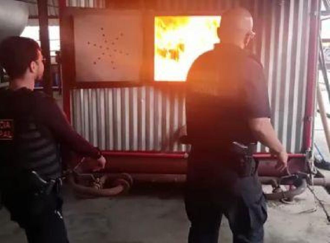 CONQUISTA: DELEGACIA DA PF INCINERA 226 KG DE COCAÍNA; MAIOR APREENSÃO JÁ FEITA PELA INSTITUIÇÃO CONQUISTA: DELEGACIA DA PF INCINERA 226 KG DE COCAÍNA; MAIOR APREENSÃO JÁ FEITA PELA INSTITUIÇÃO