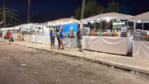 ESTRUTURA MOVIMENTA ECONOMIA, COM AMBULANTES E SERVIÇOS EM DIVERSOS SETORES