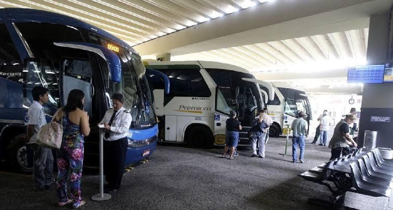 PRORROGADA SUSPENSÃO DE TRANSPORTE INTERMUNICIPAL ATÉ 15 DE ABRIL