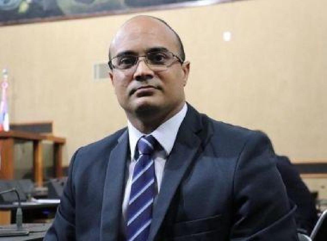 PROCURADORIA DA AL-BA DÁ PARECER POR SEGUIR TRAMITAÇÃO DE PROCESSO QUE PODE CASSAR ALDEN PROCURADORIA DA AL-BA DÁ PARECER POR SEGUIR TRAMITAÇÃO DE PROCESSO QUE PODE CASSAR ALDEN