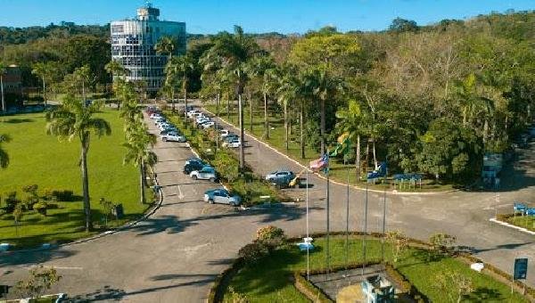 CURSOS DA UESC SUPERAM A MÉDIA NACIONAL DO ENADE