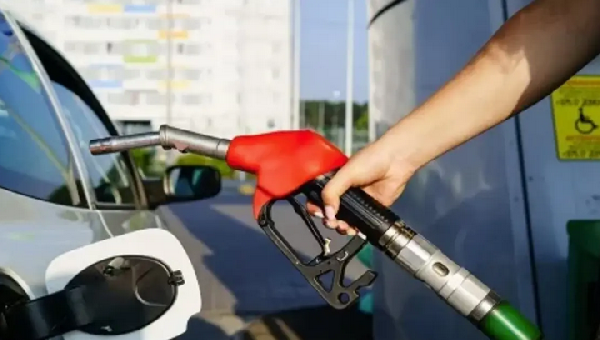 GASOLINA TEM REDUÇÃO DE 4% A PARTIR DESTA SEXTA-FEIRA (07), NA BAHIA