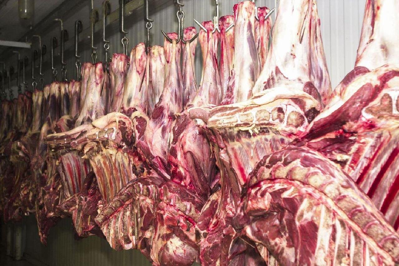 ALTA DO PREÇO DAS CARNES PUXA INFLAÇÃO EM NOVEMBRO NO PAÍS, DIZ IBGE ALTA DO PREÇO DAS CARNES PUXA INFLAÇÃO EM NOVEMBRO NO PAÍS, DIZ IBGE