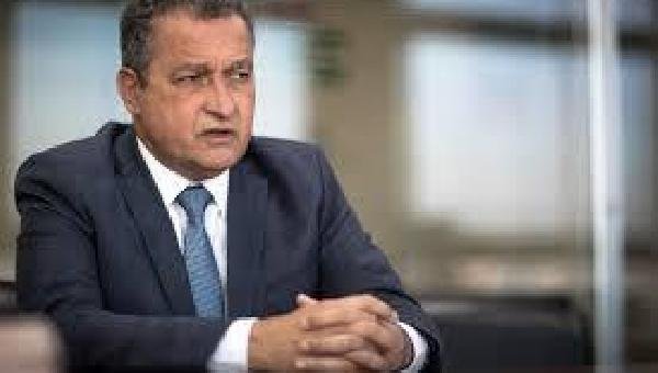 RUI GARANTE QUE ANO LETIVO NÃO SERÁ SUSPENSO
