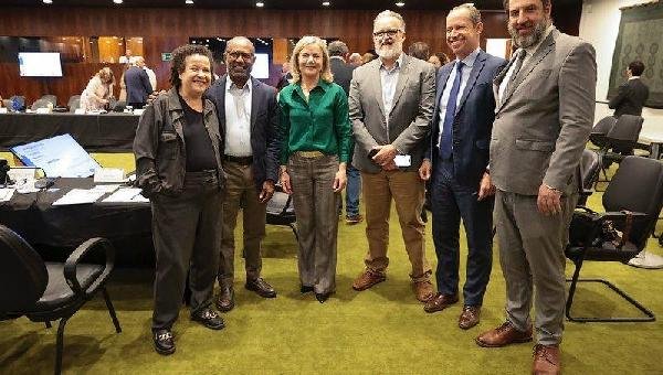 REPRESENTANTE DOS TRABALHADORES, BEBETO GALVÃO PARTICIPA DA IX MESA REDONDA BRASIL-UNIÃO EUROPEIA REPRESENTANTE DOS TRABALHADORES, BEBETO GALVÃO PARTICIPA DA IX MESA REDONDA BRASIL-UNIÃO EUROPEIA