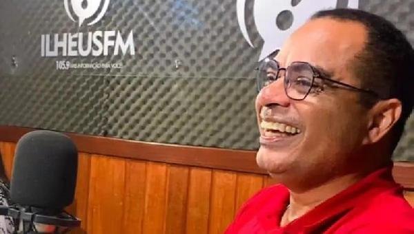 “LÁ, A BRINCADEIRA É TRABALHAR”, DIZ MAGNO LAVIGNE SOBRE EXPERIÊNCIA COM CRIANÇAS NA COREIA DO SUL