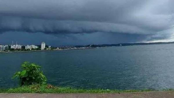 FRENTE FRIA PODE PROVOCAR VENTOS DE ATÉ 60 KM/H NO LITORAL DA BAHIA, ALERTA MARINHA