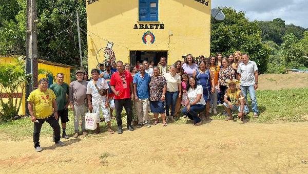 CRAS PROMOVE AÇÃO DE ENFRENTAMENTO À VIOLÊNCIA CONTRA MULHERES NA COMUNIDADE INDÍGENA DE ABAETÉ 