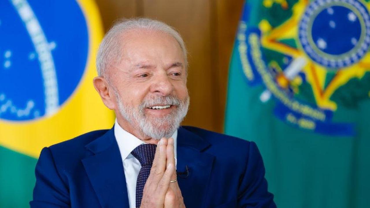 LULA LIDERA 1º TURNO E VENCE TODOS OS CENÁRIOS DO 2º TURNO, DIZ PESQUISA CNT/MDA