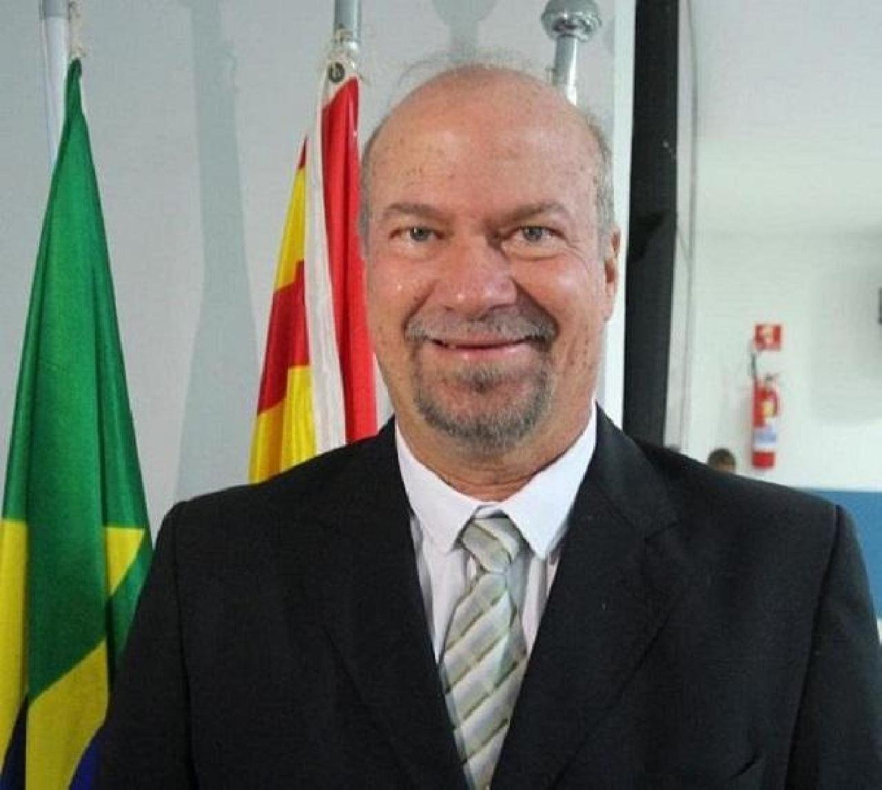 NÉO BASTOS RESPIRA SEM AJUDA DE APARELHOS E APRESENTA MELHORA NÉO BASTOS RESPIRA SEM AJUDA DE APARELHOS E APRESENTA MELHORA