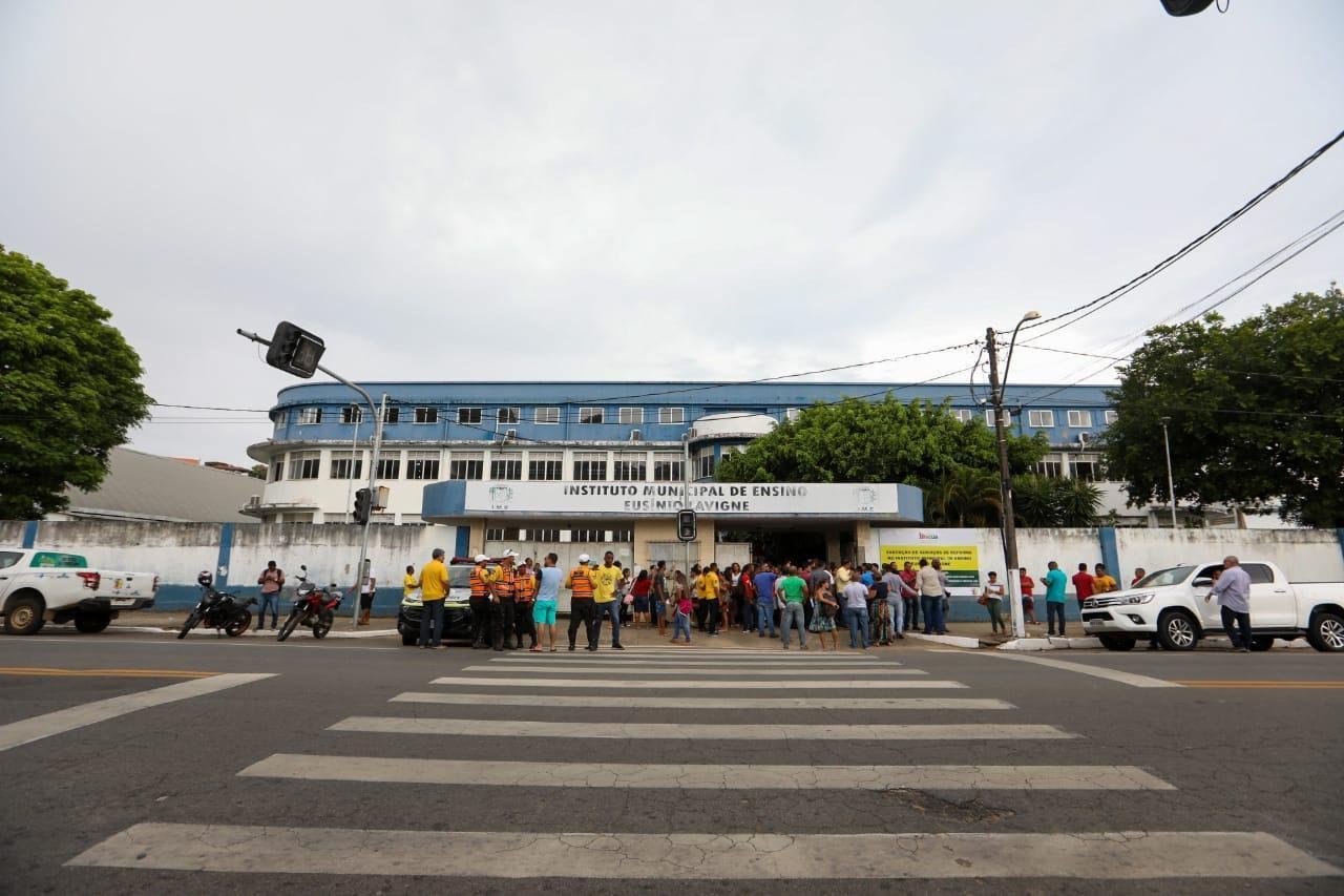 REFORMA DO COLÉGIO IME É INICIADA REFORMA DO COLÉGIO IME É INICIADA