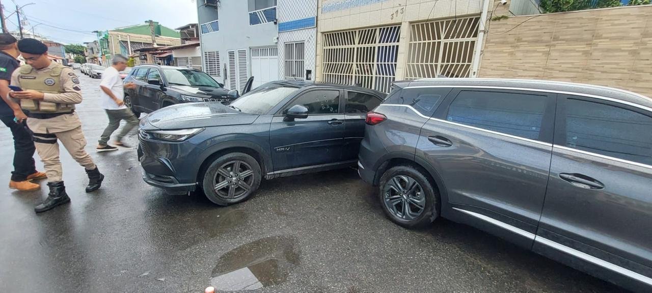 HOMEM É ASSASSINADO A TIROS AO SAIR DE CASA NO BAIRRO PONTAL, EM ILHÉUS
